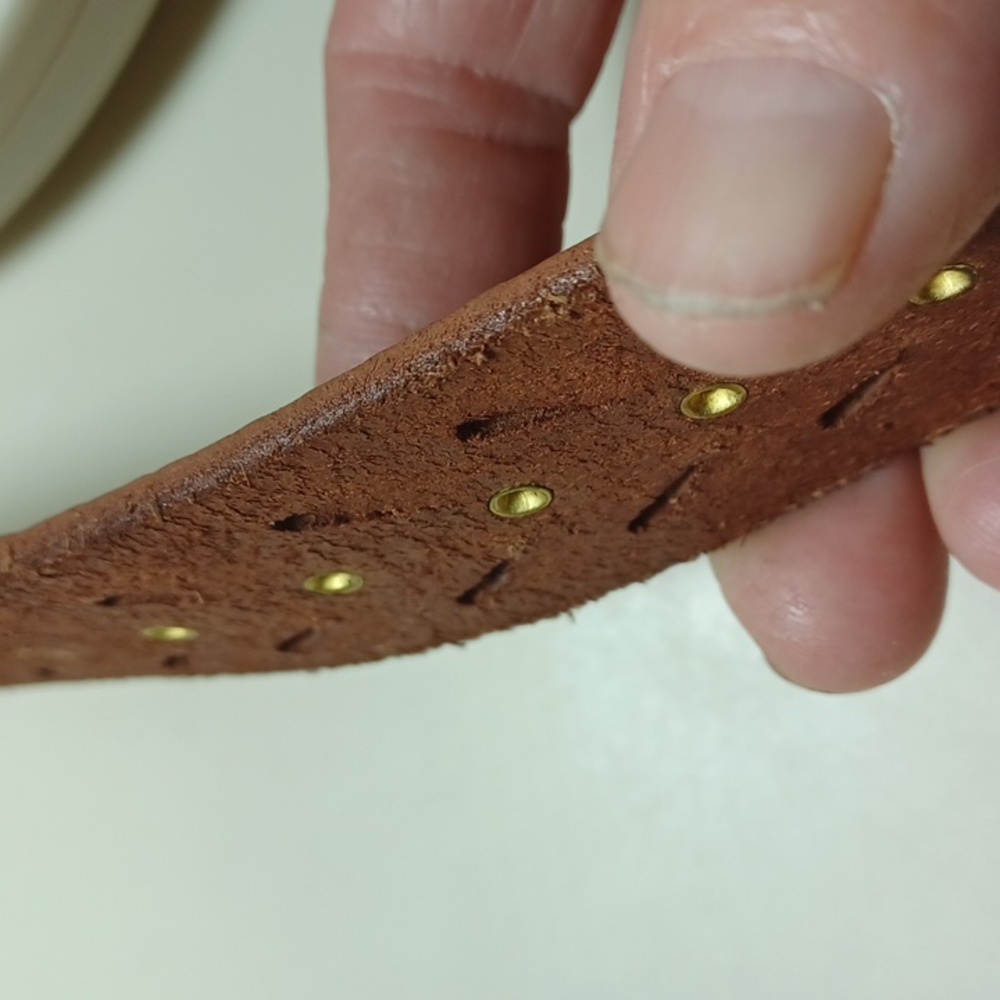 Vintage Brass Rhinstone Womans Oval Cross Western Studded 100% Leather Belt - Picture 4 of 16